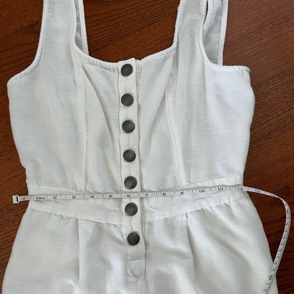 American eagle lined white linen snap front romper S